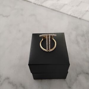 EFFY Beautiful 14K Gold Statement Ring.